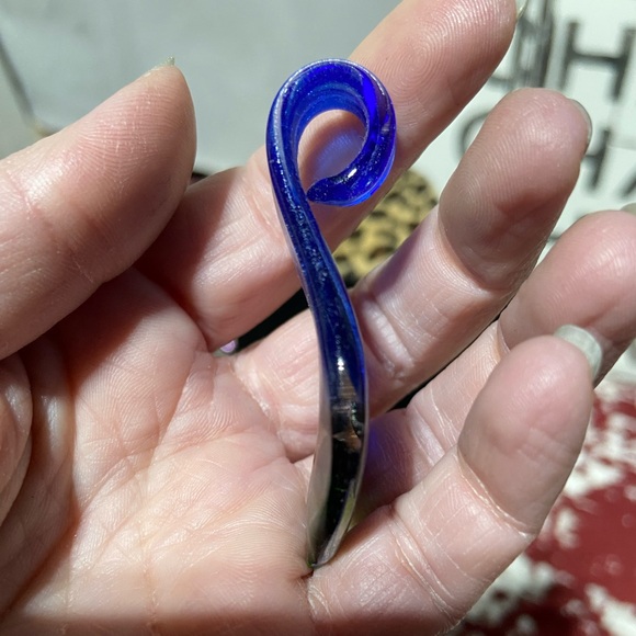 Art Glass Pendant.  Blue, Green, Black, Silverr Tone and Copper Tone - Picture 3 of 5